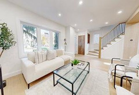 Photo 4 at 547 Melrose Avenue, Nortown, Toronto