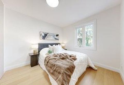 Photo 16 at 547 Melrose Avenue, Nortown, Toronto