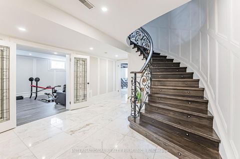 Photo 8 at 6 Penwood Crescent, Don Mills, Toronto