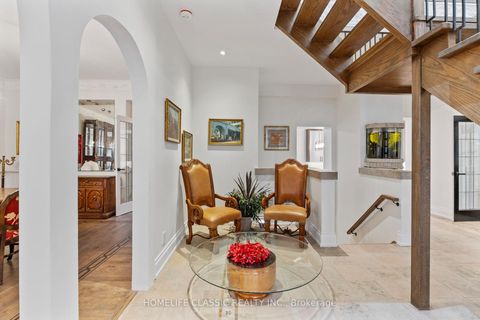 Photo 8 at 92 Cocksfield Avenue, Bathurst Manor, Toronto