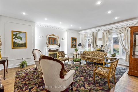 Photo 18 at 92 Cocksfield Avenue, Bathurst Manor, Toronto