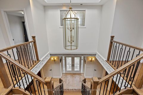 Photo 34 at 92 Cocksfield Avenue, Bathurst Manor, Toronto