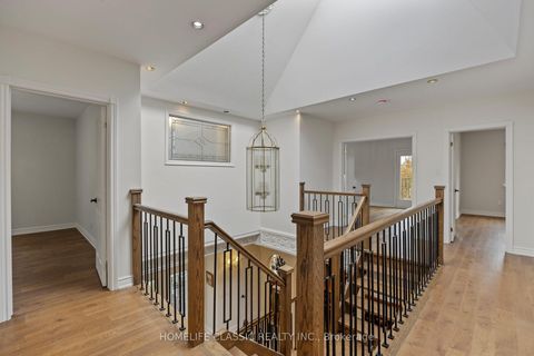 Photo 37 at 92 Cocksfield Avenue, Bathurst Manor, Toronto