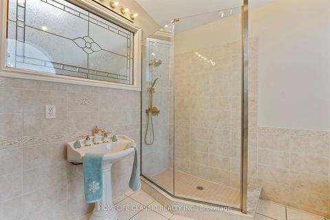 Photo 40 at 92 Cocksfield Avenue, Bathurst Manor, Toronto