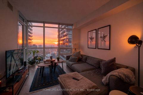 Photo 8 at 2901 - 30 Roehampton Avenue, Mount Pleasant West, Toronto