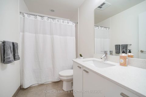 Photo 17 at 2901 - 30 Roehampton Avenue, Mount Pleasant West, Toronto