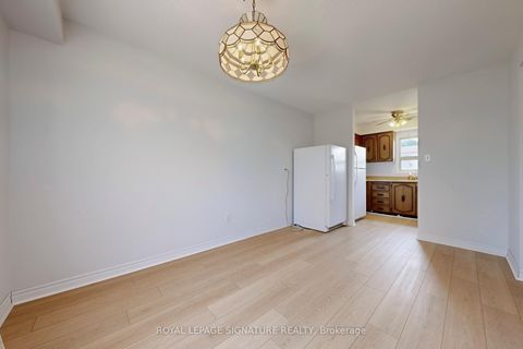 Photo 5 at 35 Crittenden Square, Malvern, Toronto