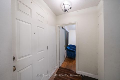 Photo 21 at 41 Bexhill Avenue, Birchmount, Toronto