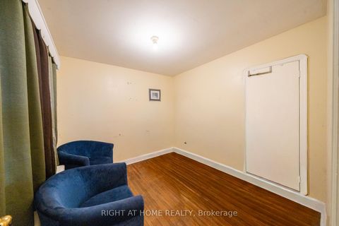 Photo 22 at 41 Bexhill Avenue, Birchmount, Toronto