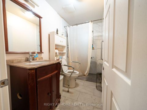 Photo 23 at 41 Bexhill Avenue, Birchmount, Toronto