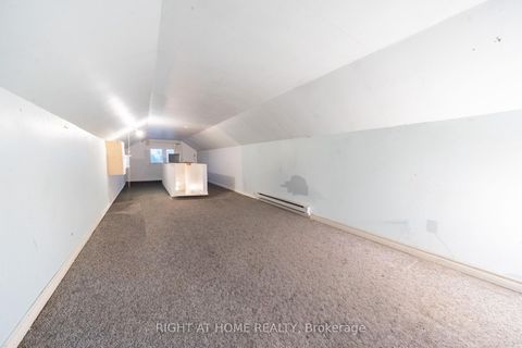 Photo 26 at 41 Bexhill Avenue, Birchmount, Toronto