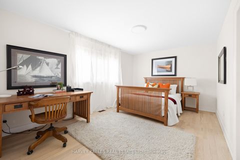 Photo 27 at 60 Bowan Court, Steeles, Toronto