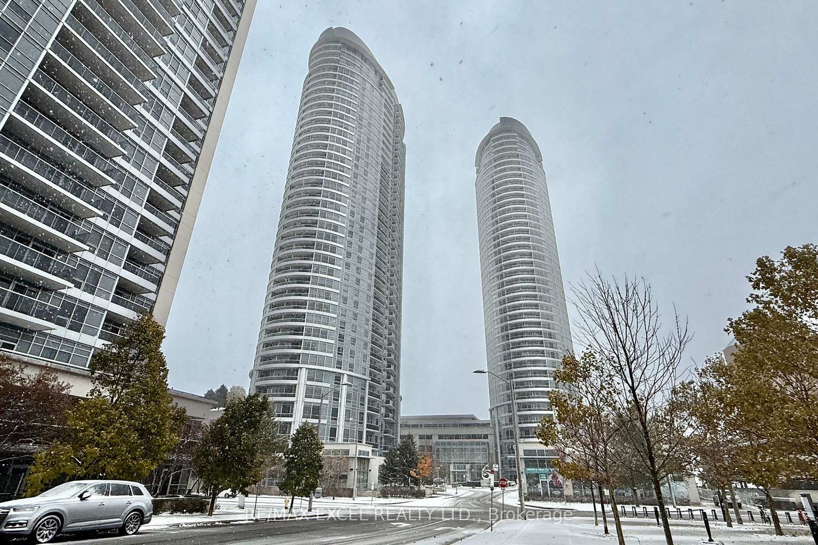 3516 - 135 Village Green Square, Malvern West, Toronto 