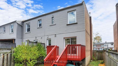 Photo 23 at 44 - 740 Kennedy Road, Ionview, Toronto