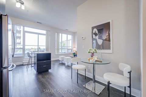 Photo 13 at 624 - 399 Spring Garden Avenue E, Willowdale East, Toronto