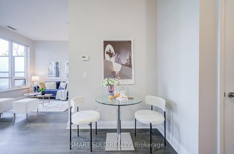 Photo 14 at 624 - 399 Spring Garden Avenue E, Willowdale East, Toronto