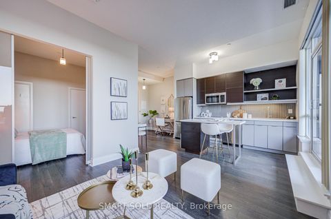 Photo 21 at 624 - 399 Spring Garden Avenue E, Willowdale East, Toronto