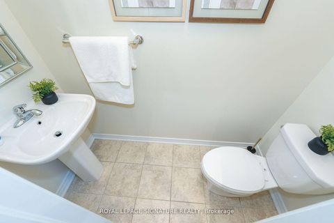 Photo 12 at 68 Lady Angela Lane, Patterson, Vaughan