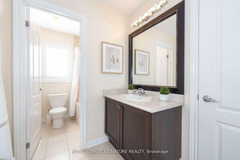 Photo 31 at 68 Lady Angela Lane, Patterson, Vaughan