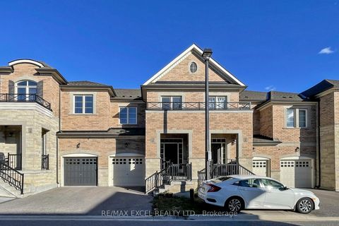 Photo 1 at 14 TWINFLOWER Lane, Oak Ridges Lake Wilcox, Richmond Hill