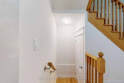 Photo 37 at 14 TWINFLOWER Lane, Oak Ridges Lake Wilcox, Richmond Hill