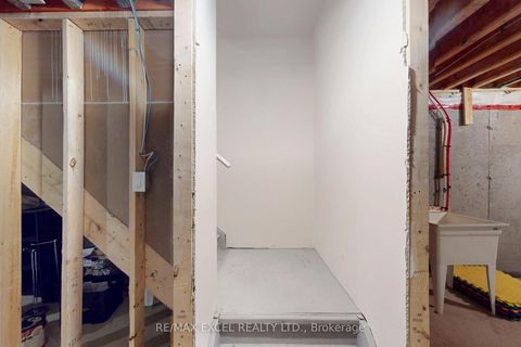 Photo 38 at 14 TWINFLOWER Lane, Oak Ridges Lake Wilcox, Richmond Hill