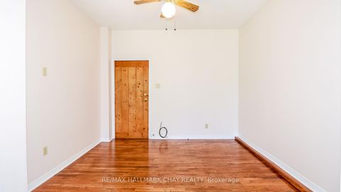 Photo 12 at 82 Melinda Crescent, Allandale, Barrie