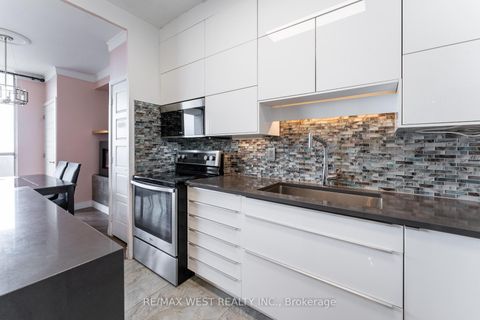 Photo 16 at PH5 - 5 Massey Square, Crescent Town, Toronto