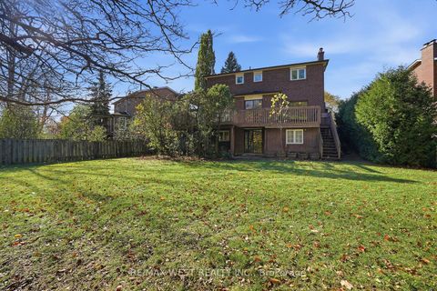 Photo 41 at 12 Lippincott Court, North Richvale, Richmond Hill