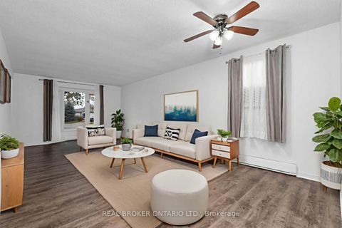 Photo 1 at 8 Maple Leaf Terrace, Cookstown, Innisfil