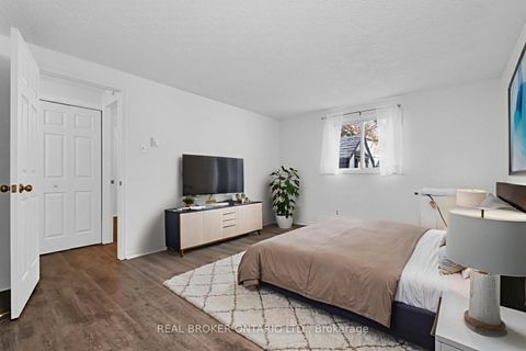 Photo 12 at 8 Maple Leaf Terrace, Cookstown, Innisfil