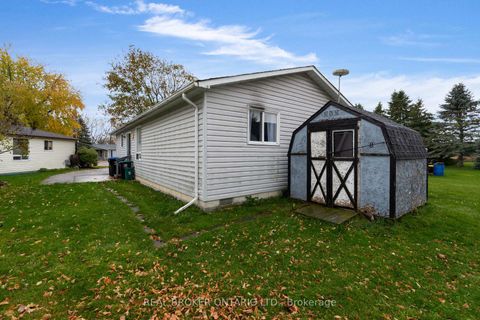 Photo 20 at 8 Maple Leaf Terrace, Cookstown, Innisfil