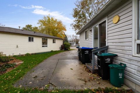 Photo 22 at 8 Maple Leaf Terrace, Cookstown, Innisfil
