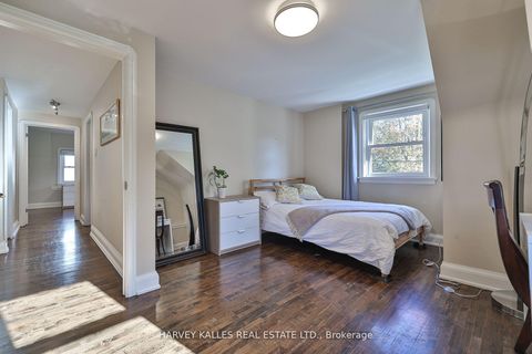 Photo 16 at 72 Craigmore Crescent, Willowdale East, Toronto