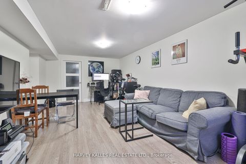 Photo 25 at 72 Craigmore Crescent, Willowdale East, Toronto
