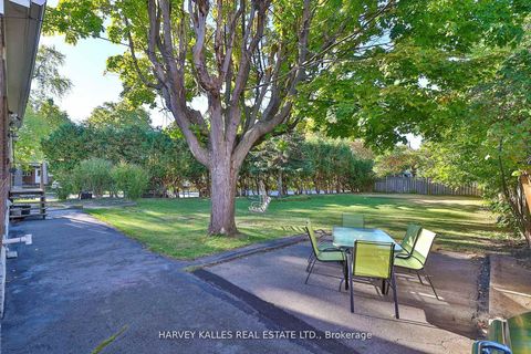 Photo 29 at 72 Craigmore Crescent, Willowdale East, Toronto