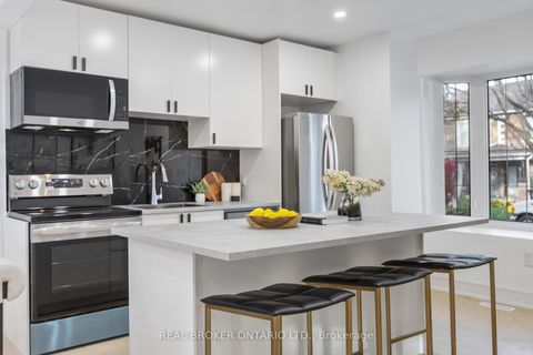 Photo 3 at 152 Pickering Street, Danforth, Toronto