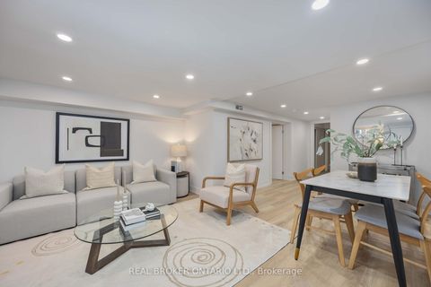 Photo 17 at 152 Pickering Street, Danforth, Toronto