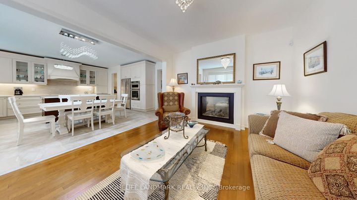 Photo 15 at 98 Fitzmaurice Drive, Patterson, Vaughan