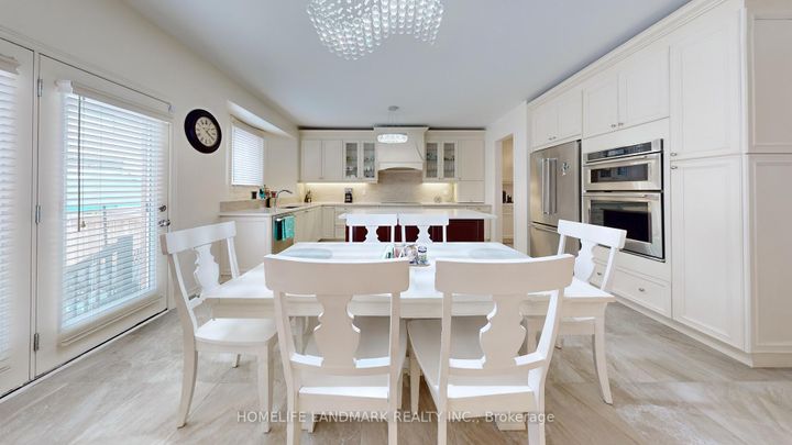 Photo 18 at 98 Fitzmaurice Drive, Patterson, Vaughan