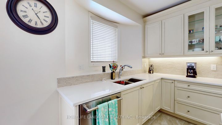 Photo 28 at 98 Fitzmaurice Drive, Patterson, Vaughan