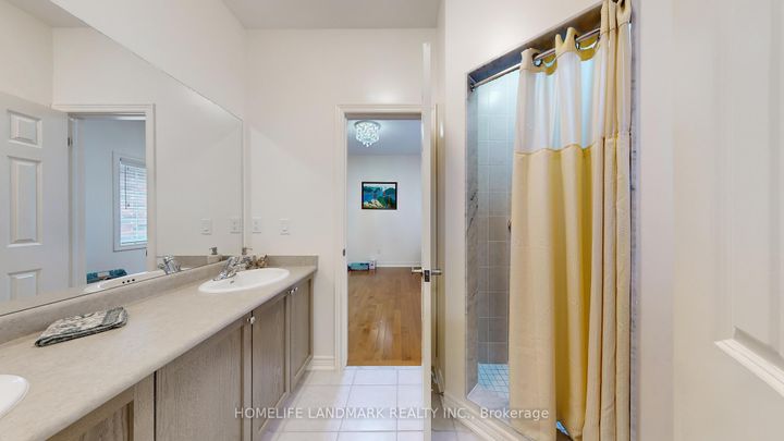 Photo 40 at 98 Fitzmaurice Drive, Patterson, Vaughan
