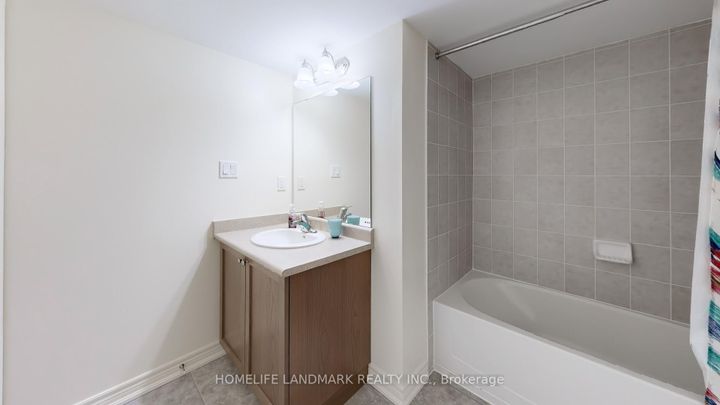 Photo 45 at 98 Fitzmaurice Drive, Patterson, Vaughan