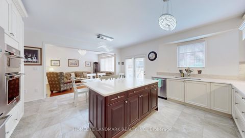 Photo 24 at 98 Fitzmaurice Drive, Patterson, Vaughan