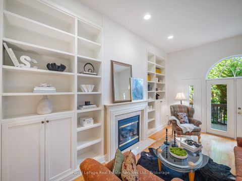 Photo 6 at 81 Brant Street, CO Central, Oakville