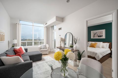 Photo 1 at 907 - 3391 Bloor Street W, City Centre West, Toronto