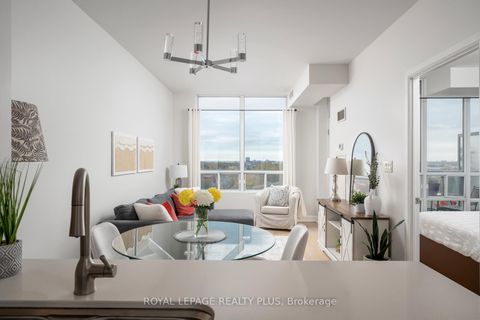 Photo 11 at 907 - 3391 Bloor Street W, City Centre West, Toronto