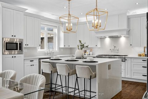 Photo 17 at 110 Cook's Mill Crescent, Patterson, Vaughan