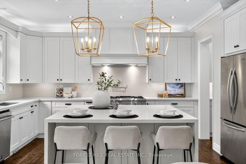 Photo 18 at 110 Cook's Mill Crescent, Patterson, Vaughan