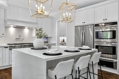 Photo 20 at 110 Cook's Mill Crescent, Patterson, Vaughan